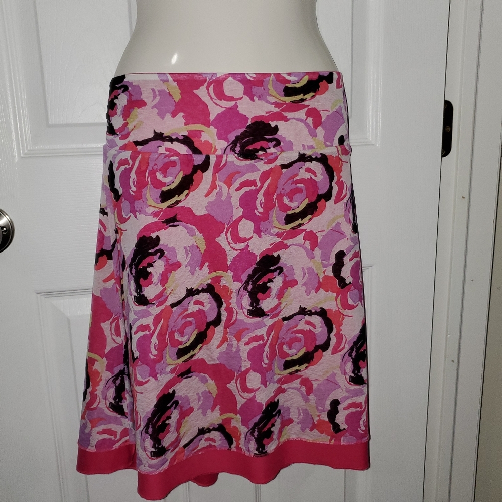 Reversible floral/pink skirt